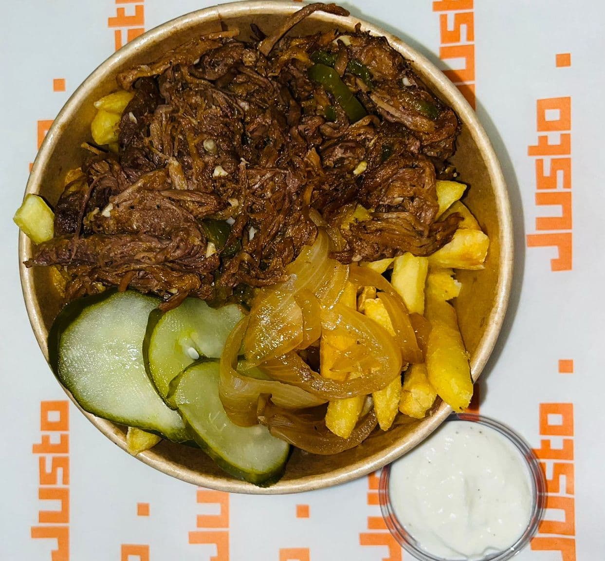Foto real de Fritas con ropa vieja del catálogo web de Justo Refuerzos.